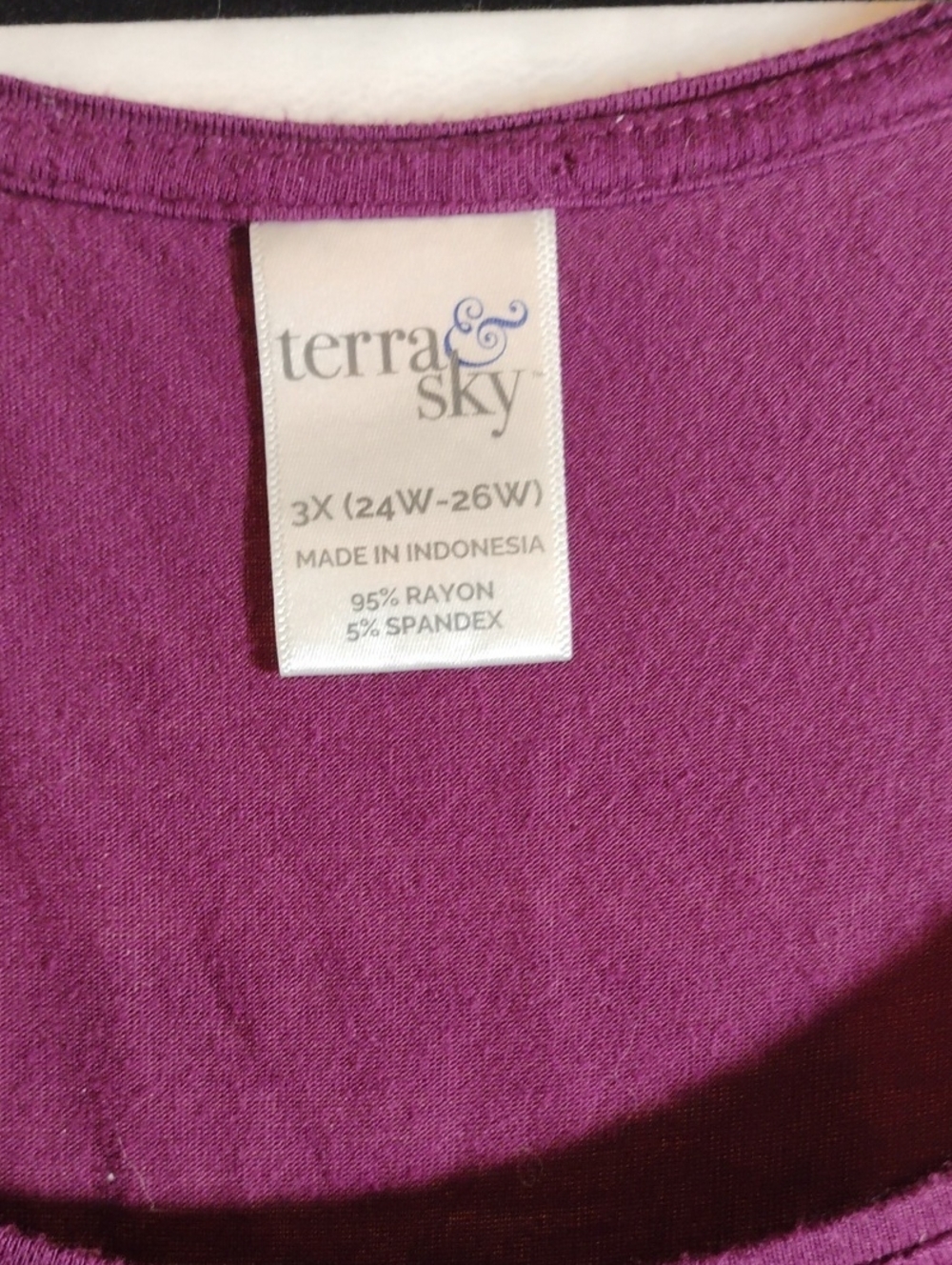 Terra & Sky Cold-Shoulder Scoop Neck Tunic - Plum 3X - Picture 4 of 8